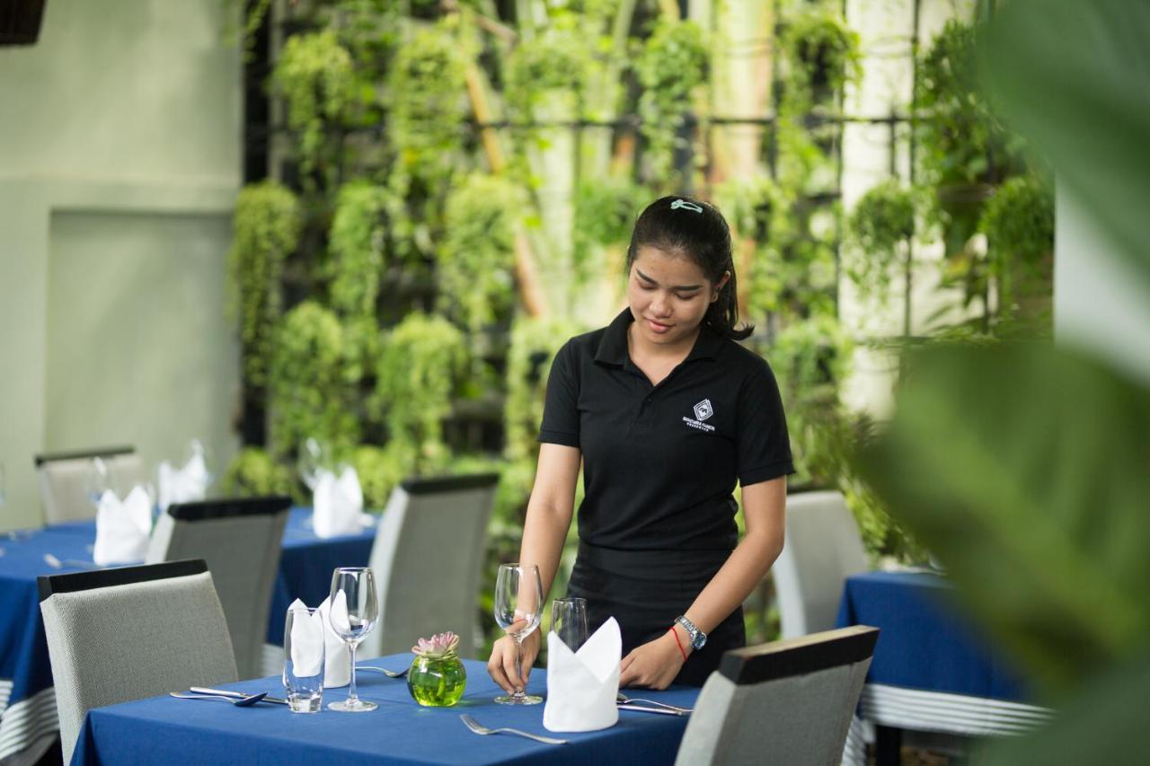 Monthara Angkor Residence Siem Reap Exteriör bild